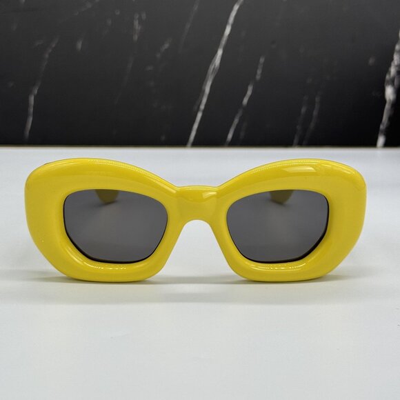 NEW LOEWE LW40117I 39A WOMEN SUNGLASSES YELLOW SQUARE LOEWE EYEWEAR - Picture 3 of 13